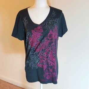 Hanes gray and pink graphic shirt